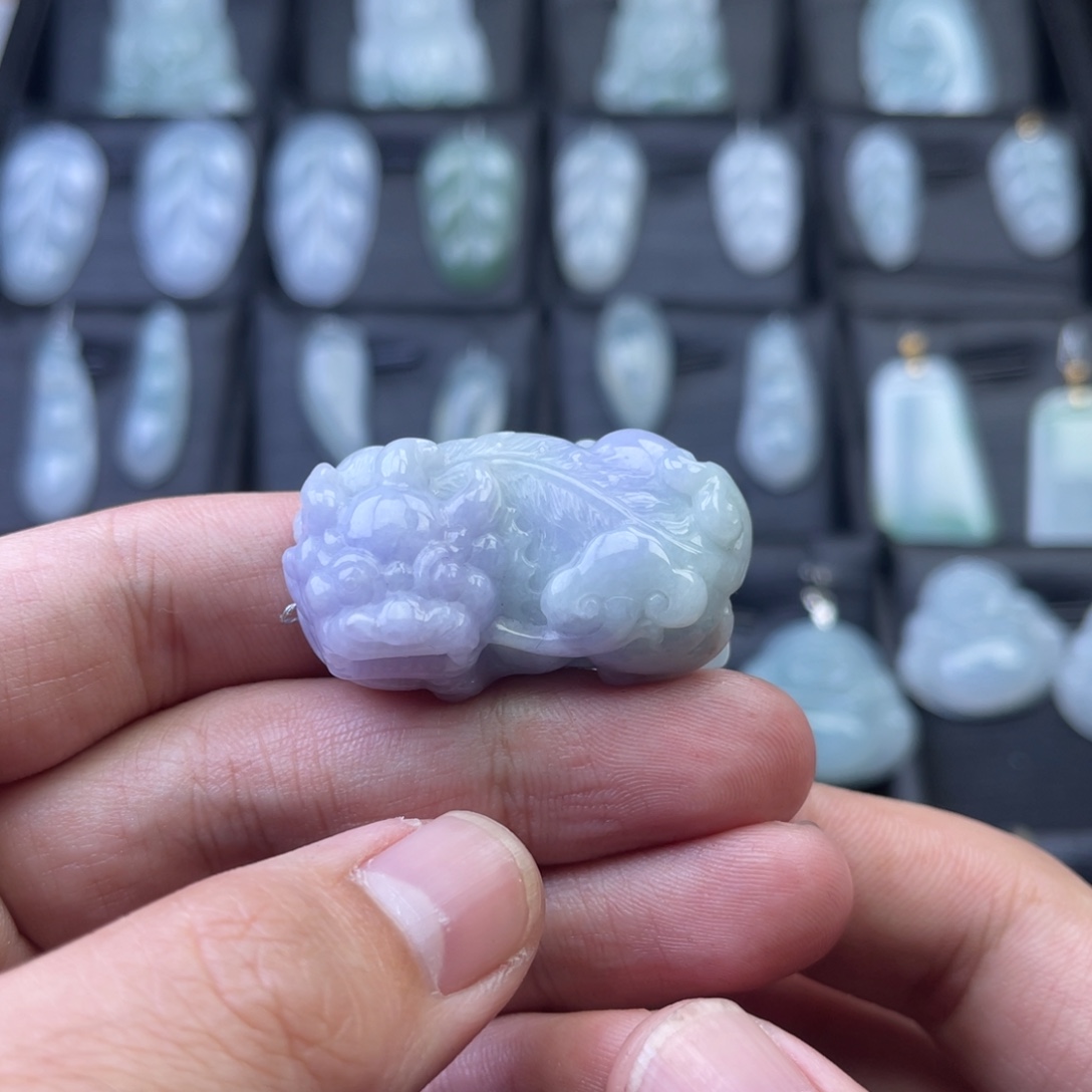 翡翠未镶嵌颈饰116