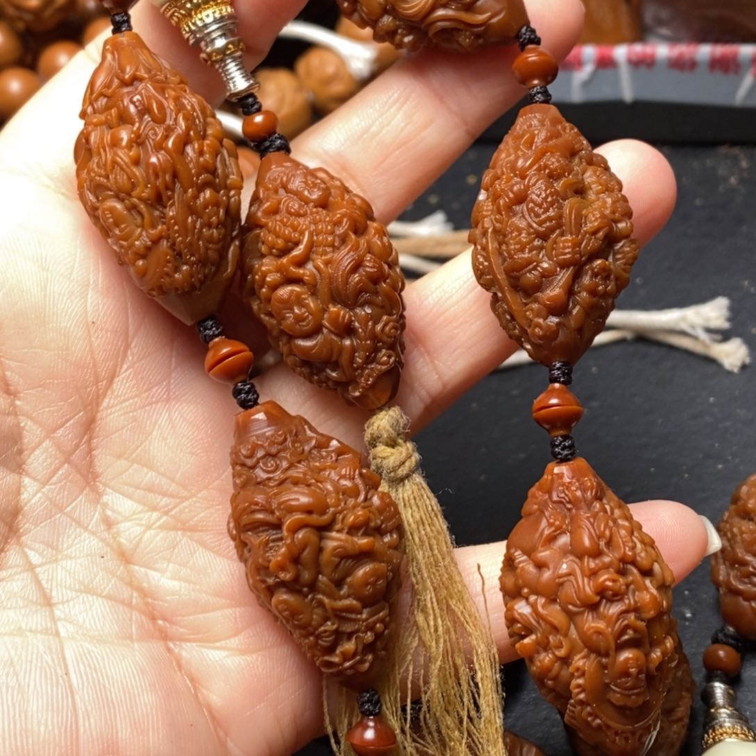 吊坠猴头核桃橄榄