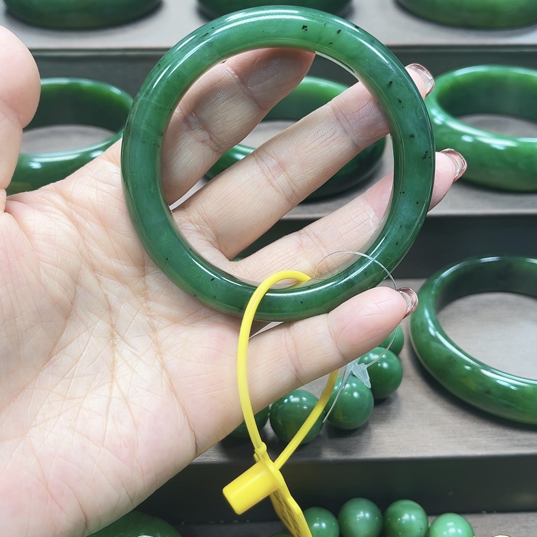 和田玉（糖玉）未镶嵌手镯57.6