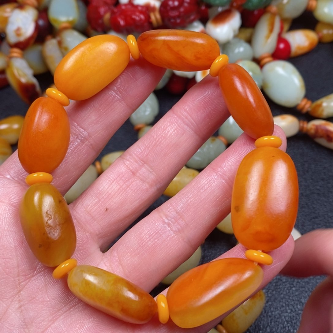 和田玉颈饰未镶嵌