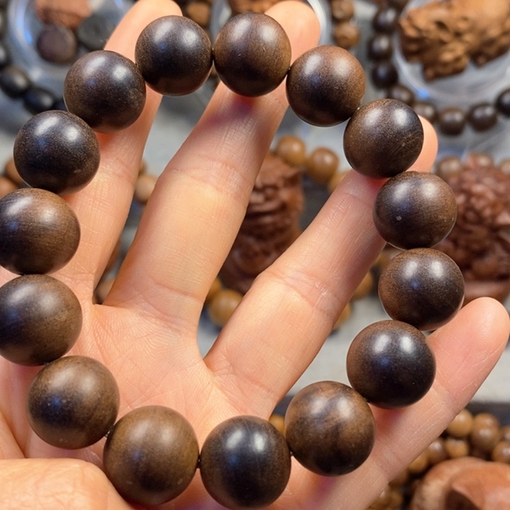 檀香木手串/手链老山檀奶香味1.5红黑微瑕