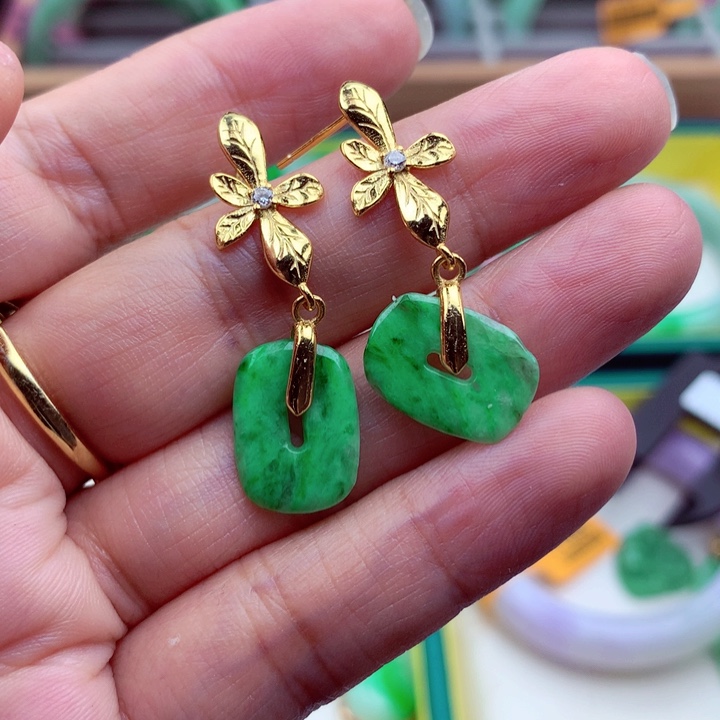 翡翠颈饰银S925镶嵌翡翠