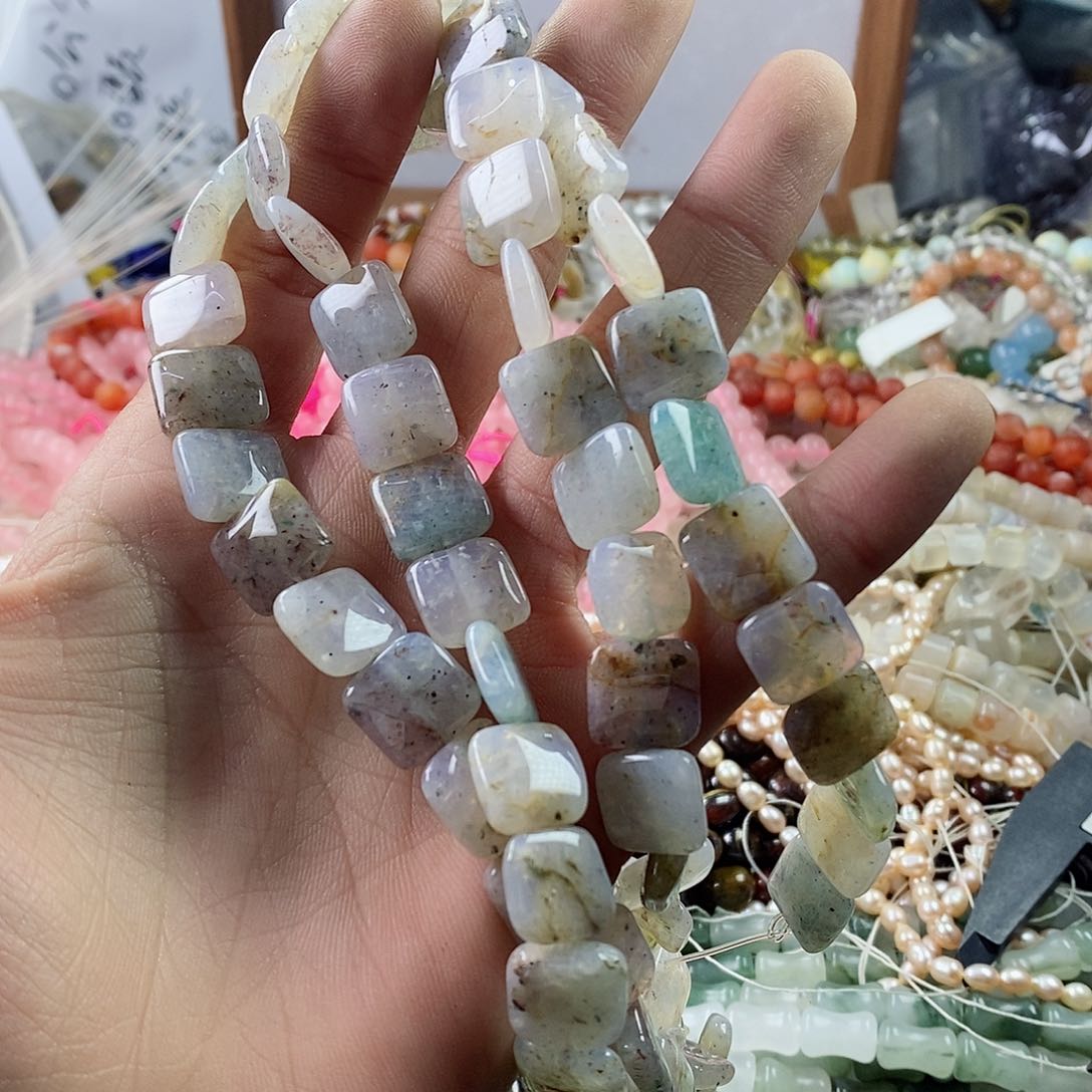 玛瑙/玉髓珠宝半成品未镶嵌一条天然5×12玛瑙方片A343