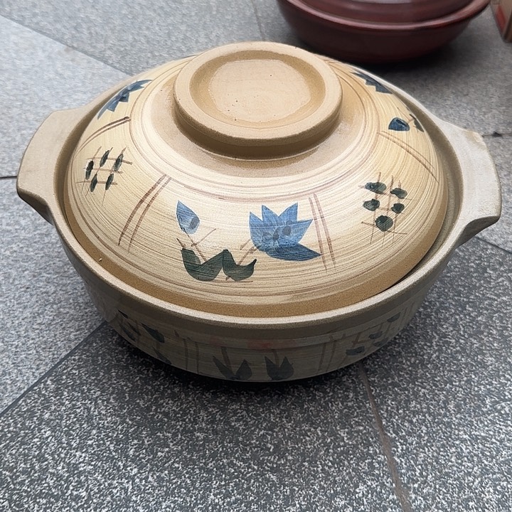 瓷片陶瓷盘子碗啥都有