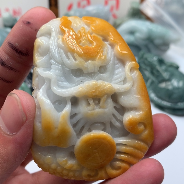 翡翠未镶嵌颈饰保真天然a货翡翠