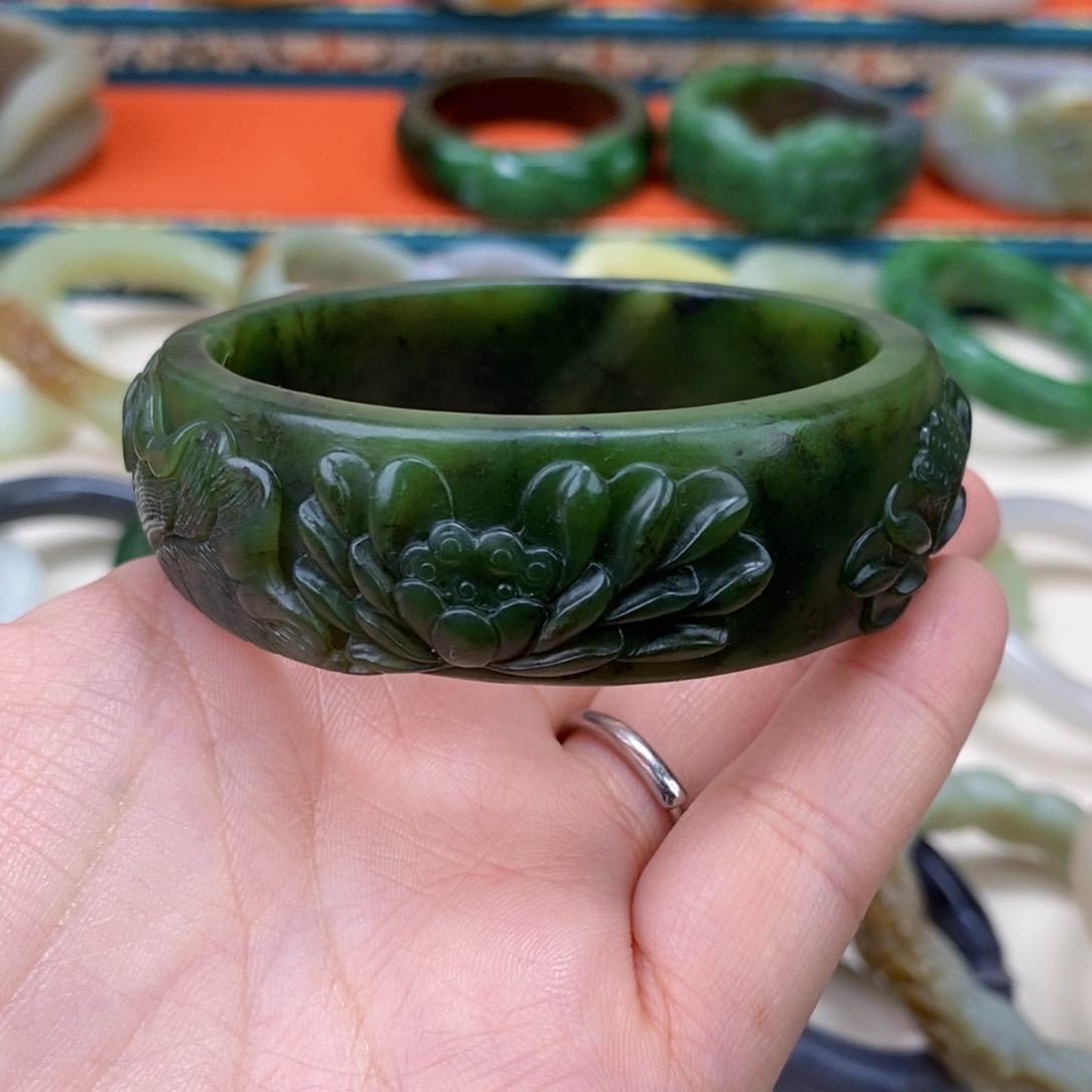 和田玉手镯60未镶嵌S****2