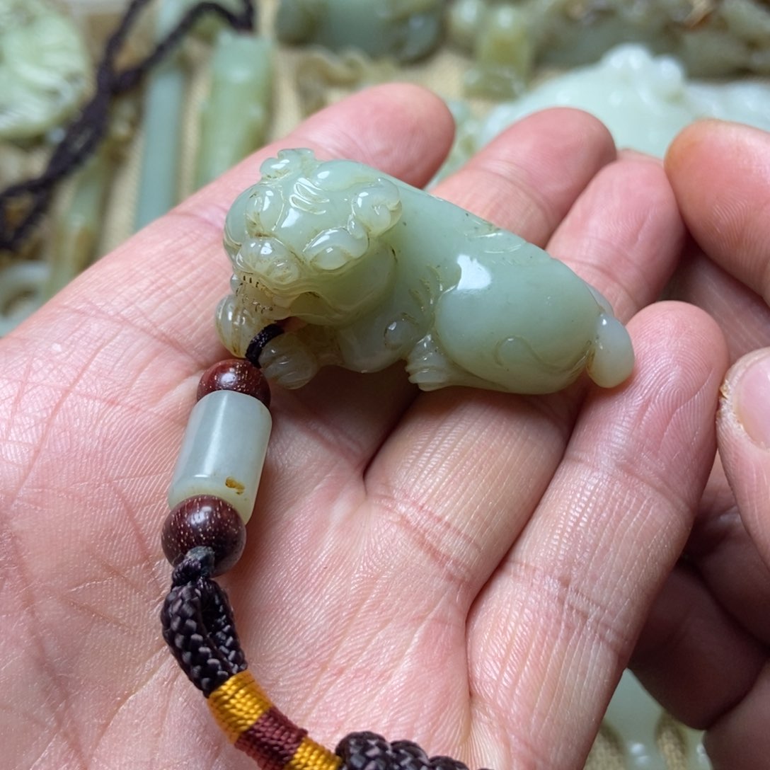 和田玉挂件未镶嵌