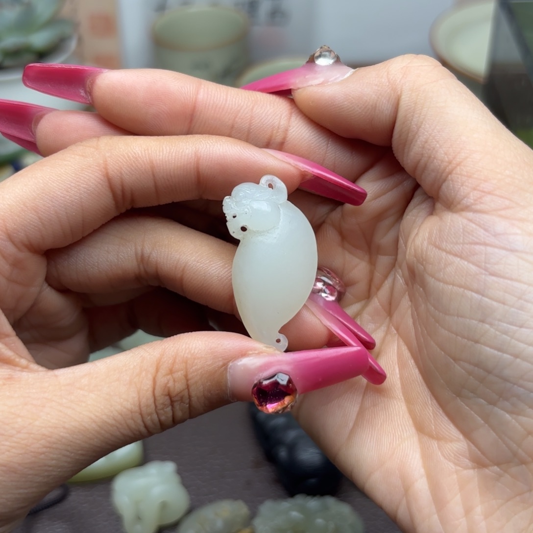 和田玉颈饰未镶嵌