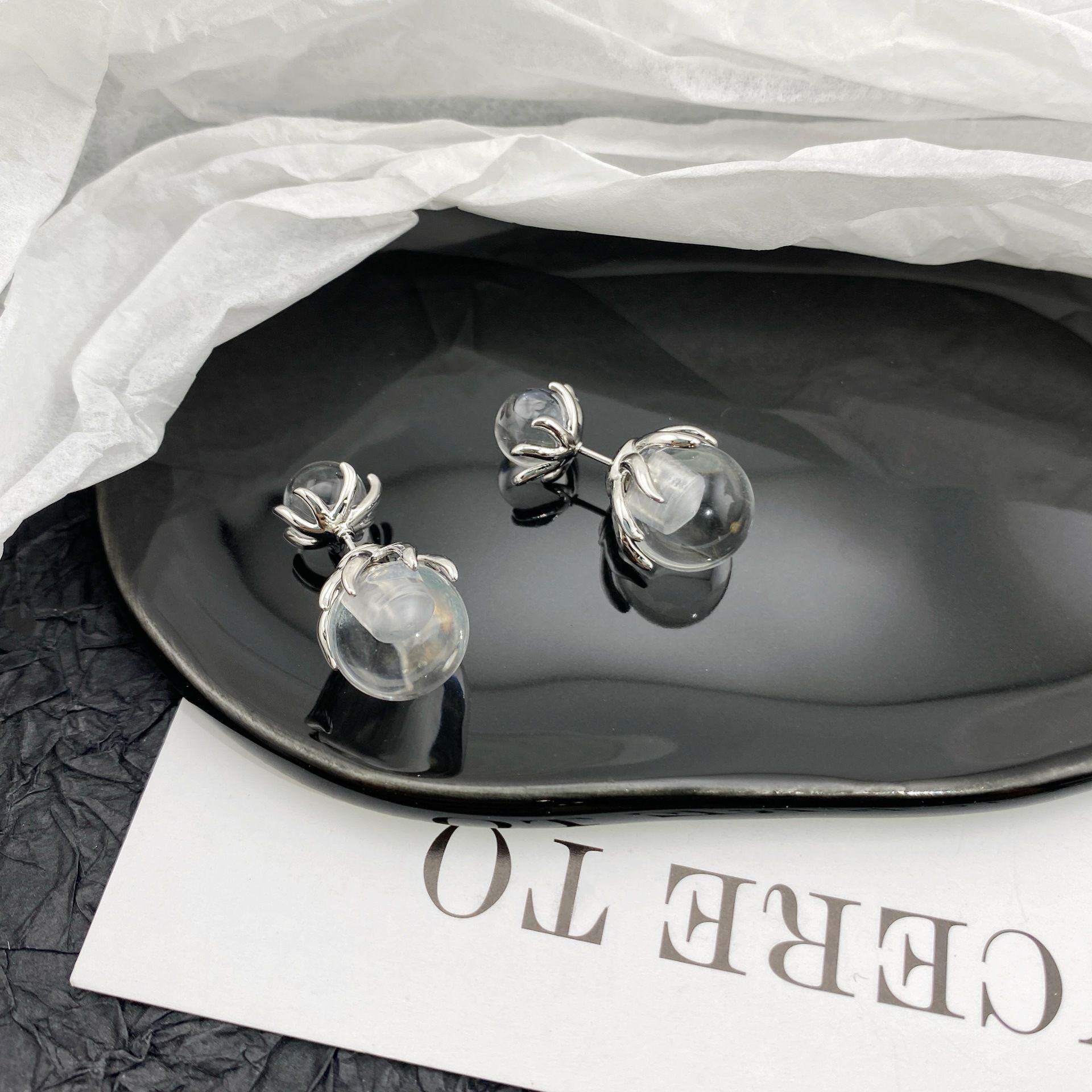 合金亚克力耳饰 一款两戴白色冰透珠珠气质轻奢时尚百搭法式A085