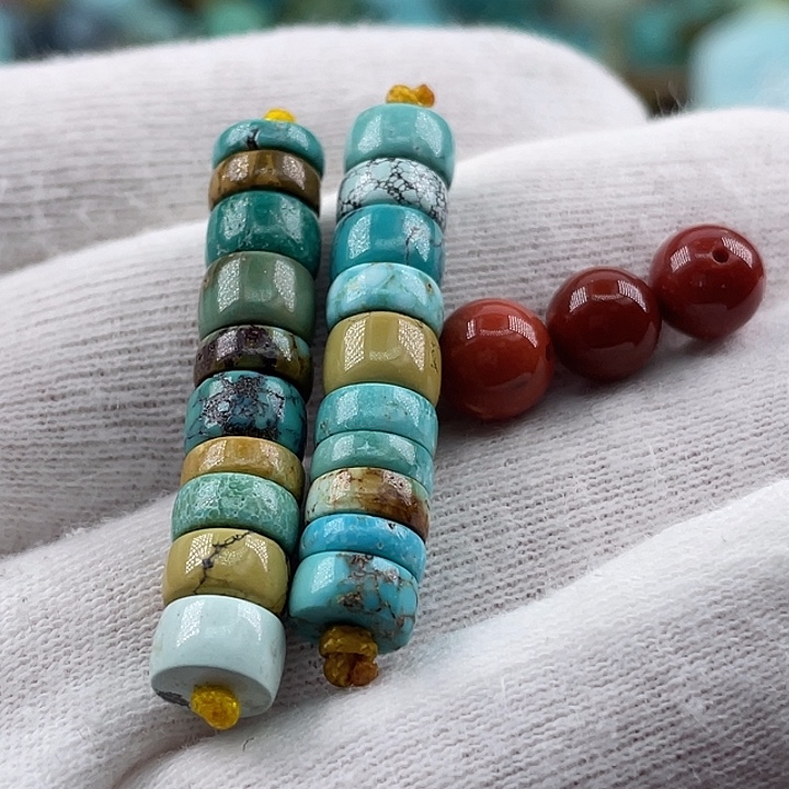 南红玛瑙未镶嵌珠宝奇石