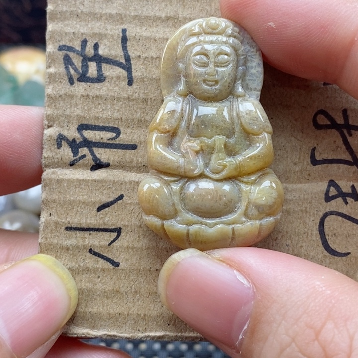 硅化珊瑚（珊瑚玉）颈饰未镶嵌