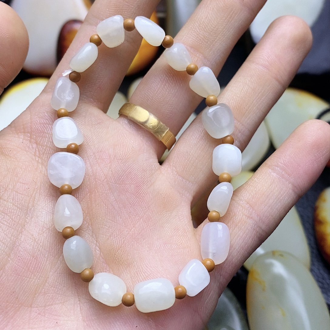 和田玉和田玉未镶嵌