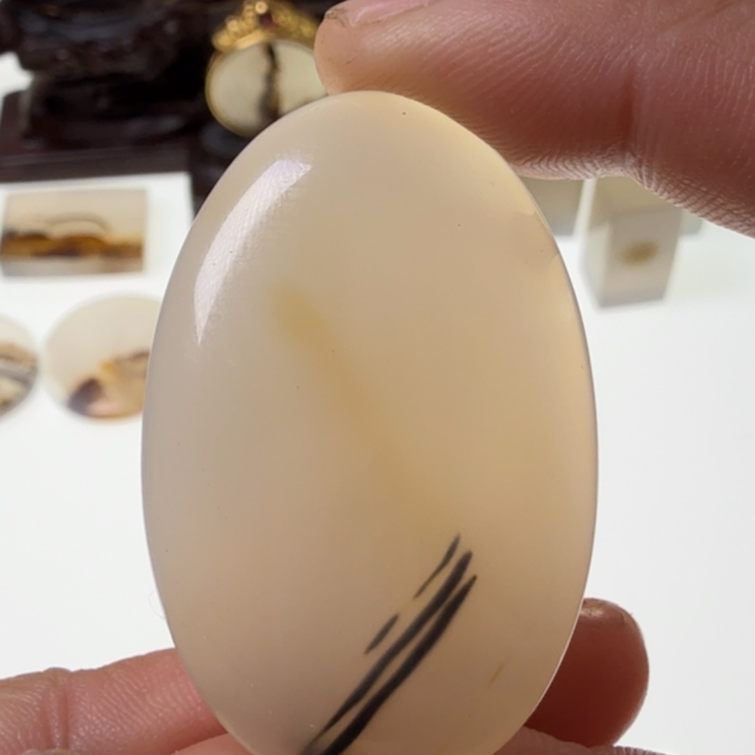 玛瑙/玉髓未镶嵌珠宝半成品