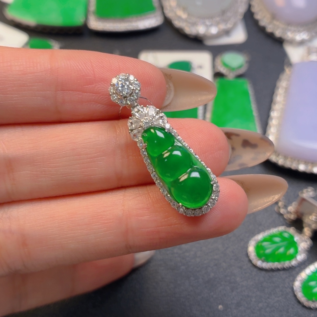 翡翠银S925镶嵌颈饰