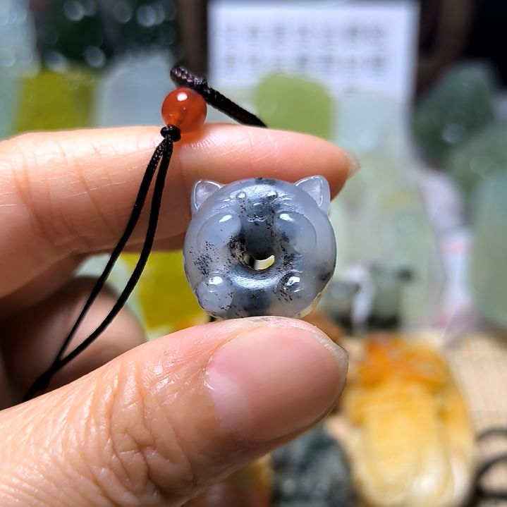 岫玉吊坠(不含链)未镶嵌