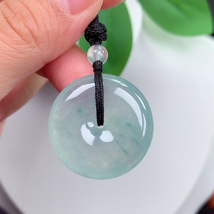 颈饰未镶嵌翡翠平安扣 25.1x5.8mm