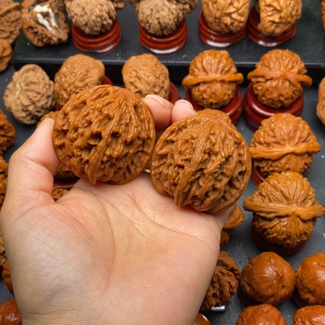 老***路文玩核桃把件虎头