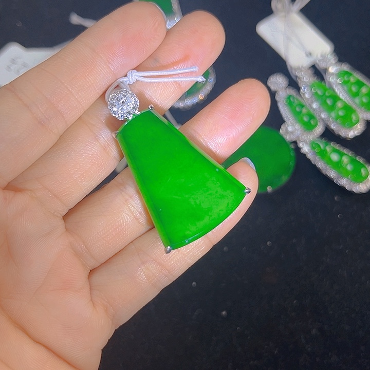 翡翠吊坠(不含链)银S925镶嵌