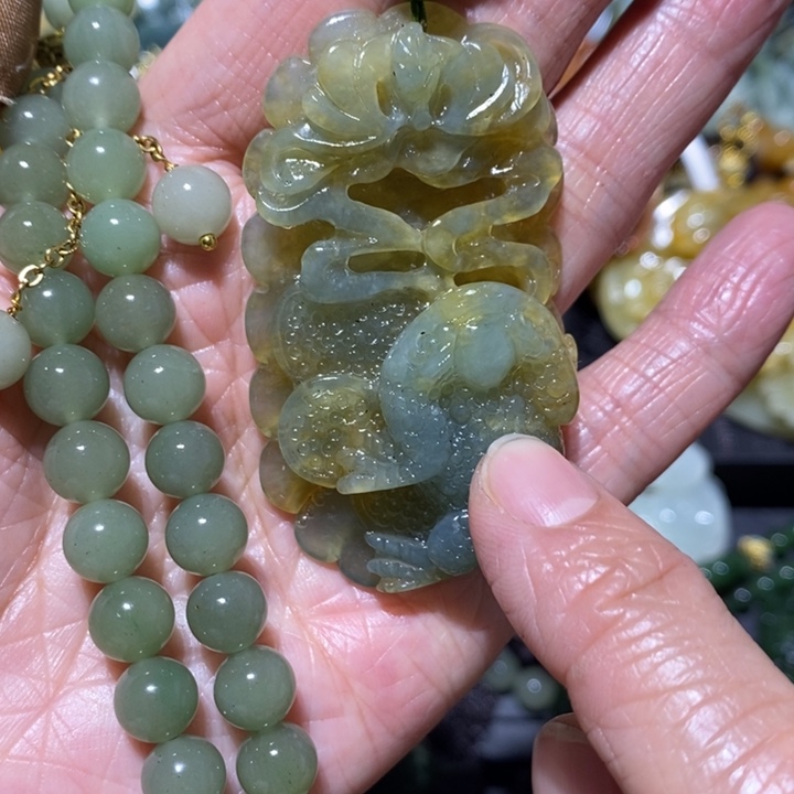 岫玉岫玉吊坠未镶嵌