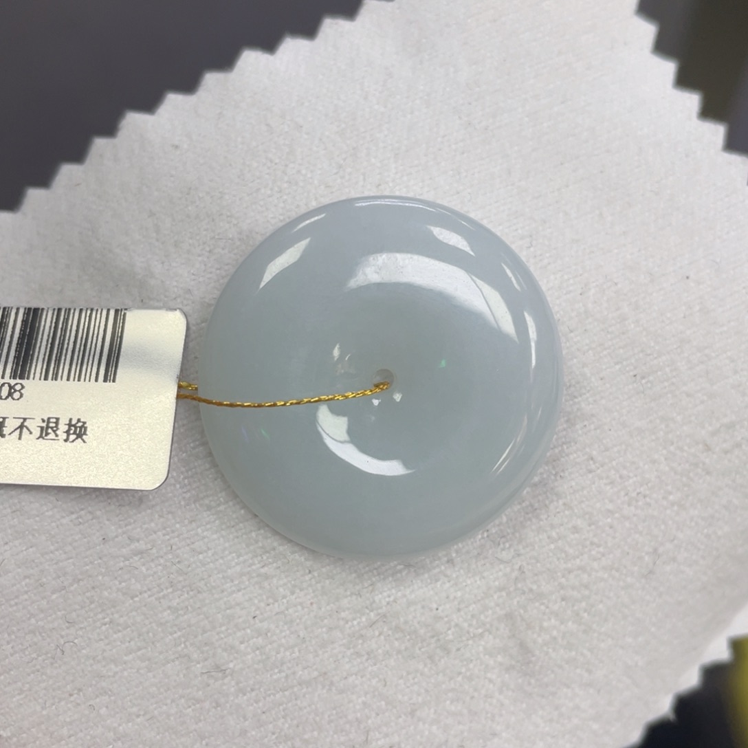 颈饰未镶嵌翡翠平安扣