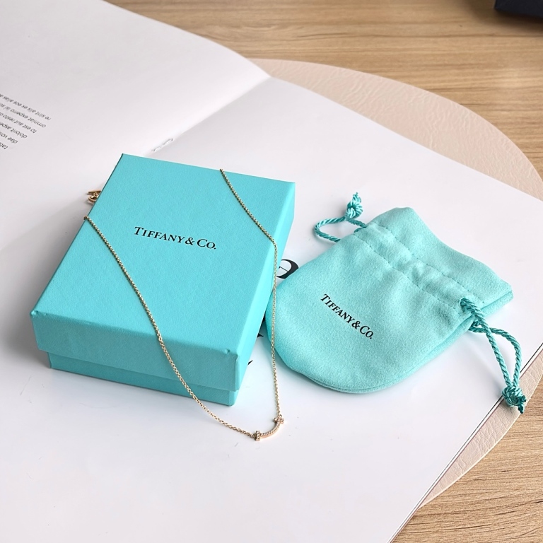95新 Tiffany & Co./蒂芙尼 【九筒奢品】迷你笑脸项链/长40cm2246