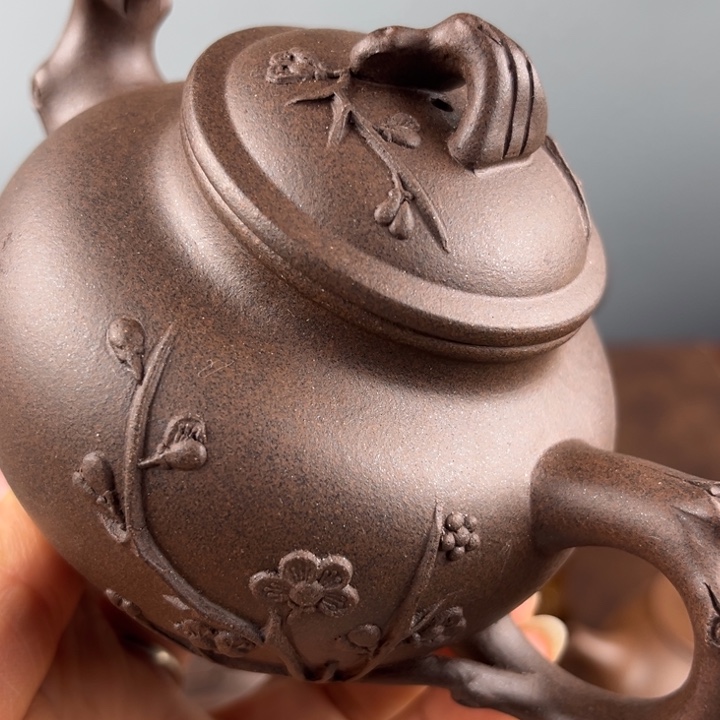 紫砂茶壶在干嘛的呀亲爱勒