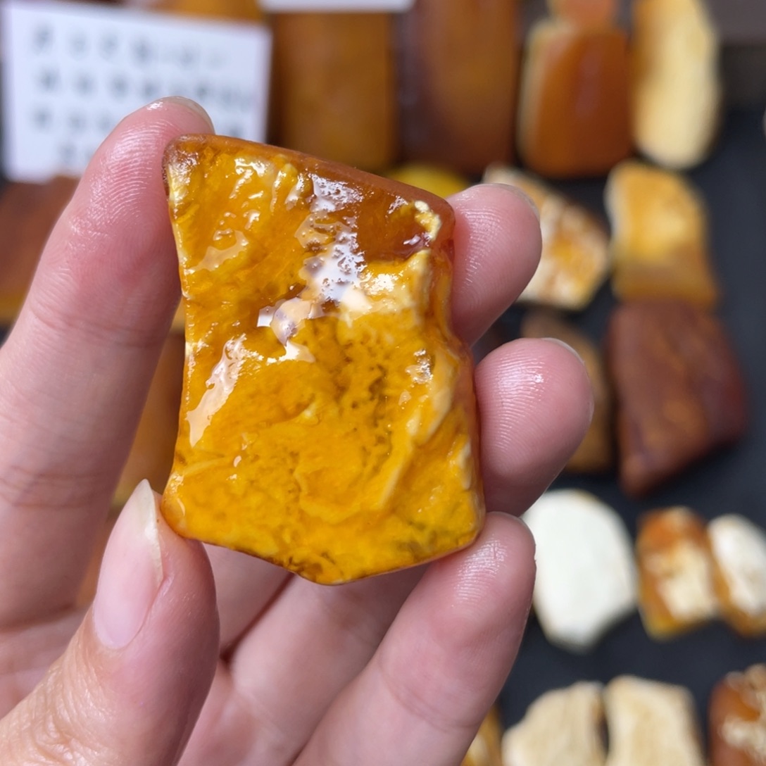 定制蜜蜡未镶嵌原石