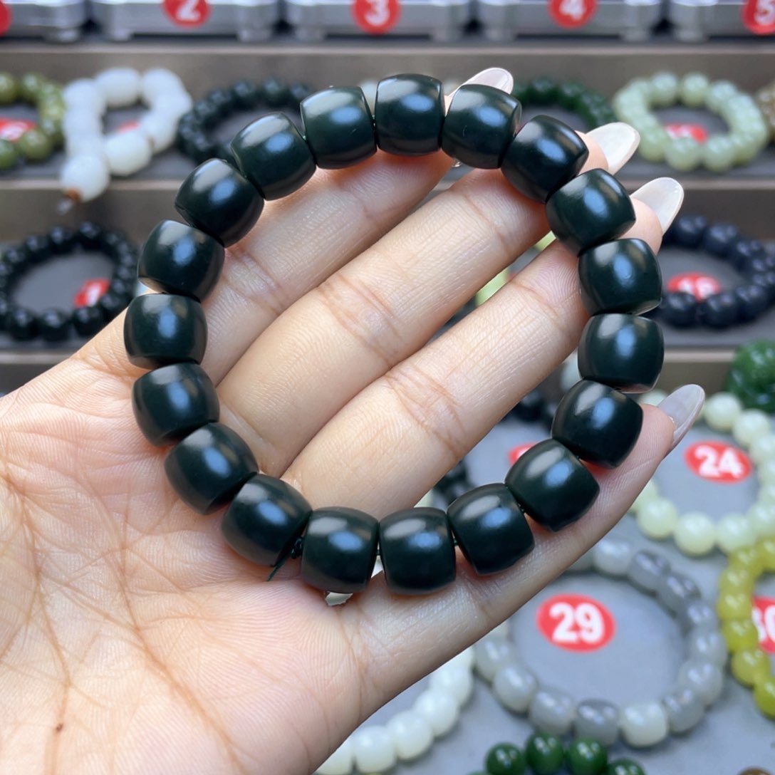 和田玉手串未镶嵌