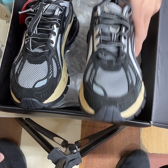 84老爹鞋43内场270