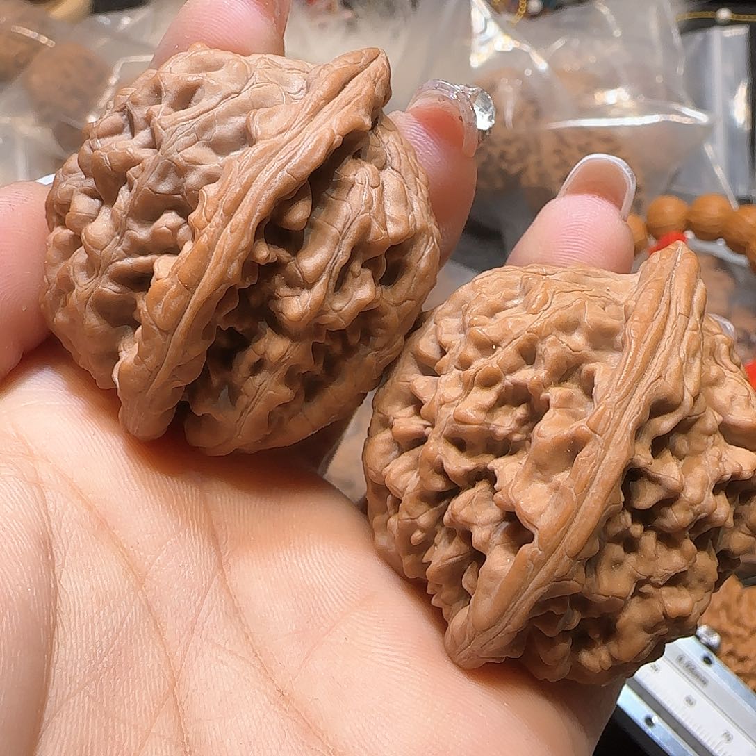 文玩核桃吊坠42全品蚂蚁王