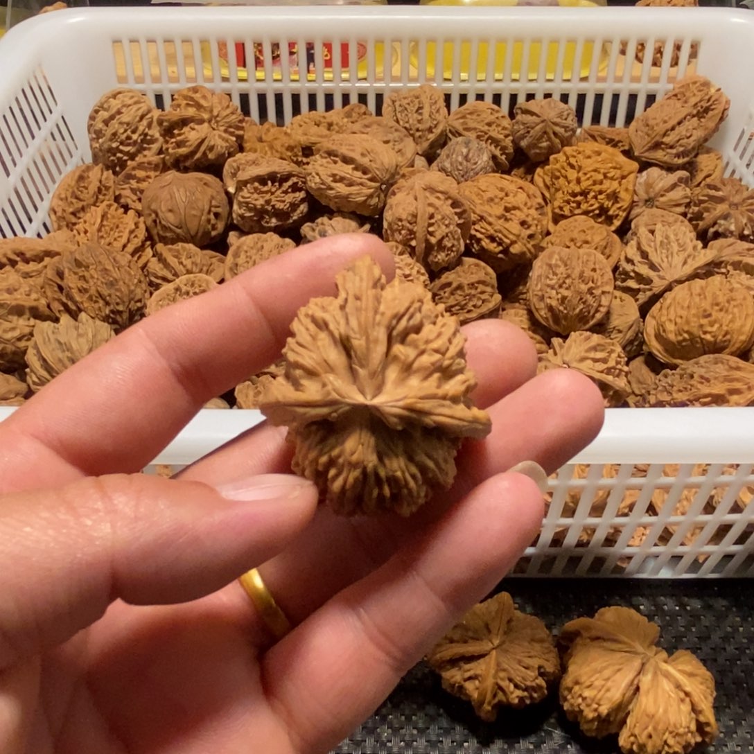 ****饭文玩核桃吊坠核桃异形单只异形