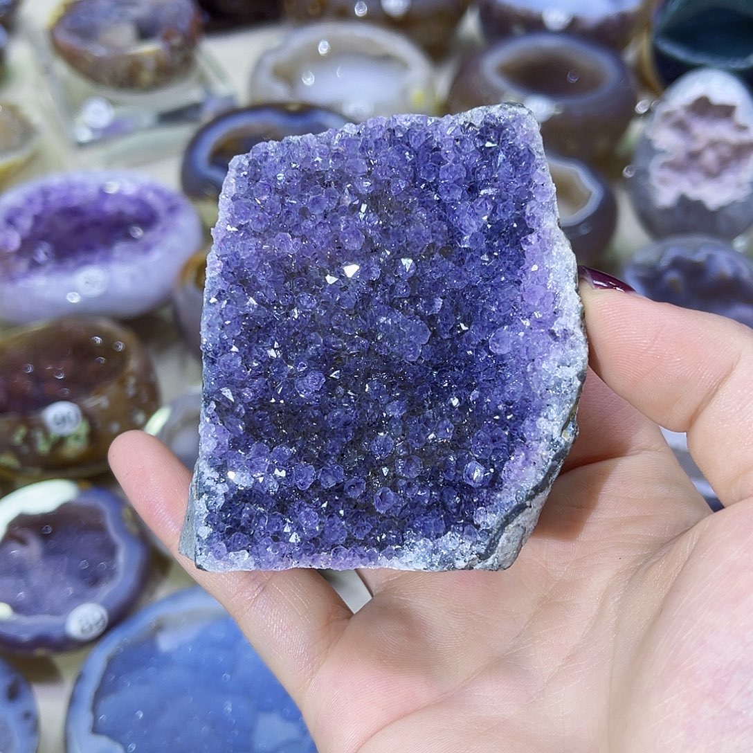 珠宝半成品未镶嵌紫晶