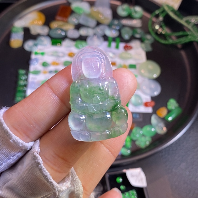 【闪购商品】翡翠挂件未镶嵌观音