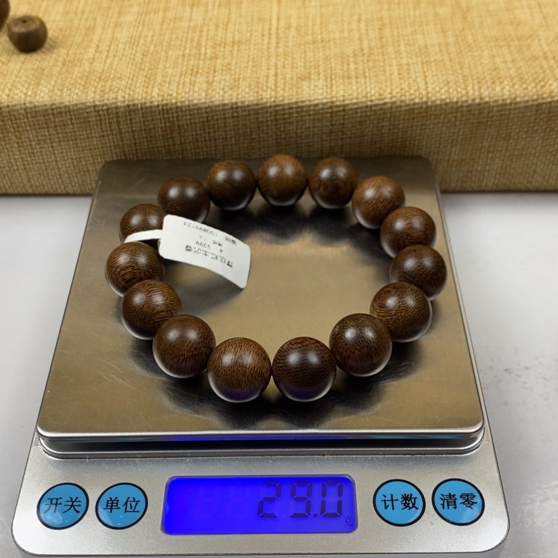 再***见沉香手串芽庄红土沉香