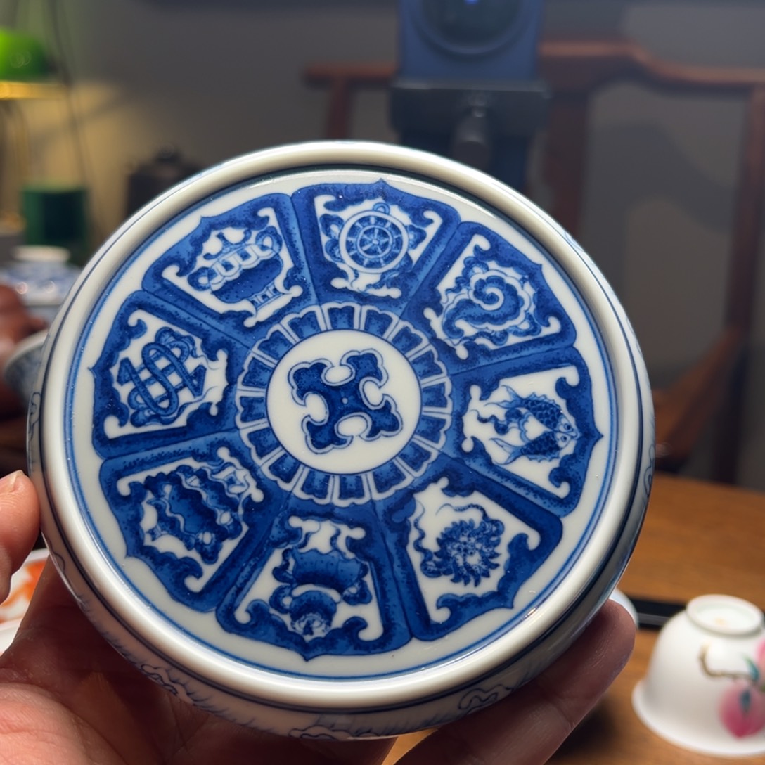 对***酚景德镇陶瓷八宝盖置微瑕