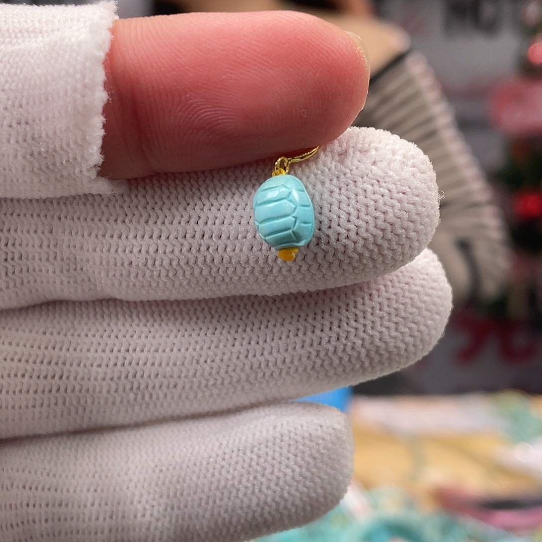 绿松石未镶嵌挂件