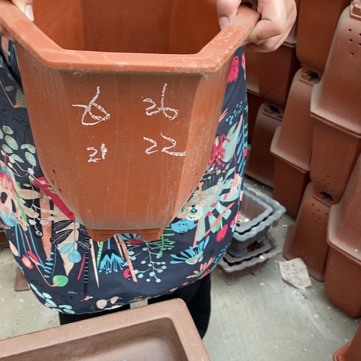 紫砂花盆自己的事情