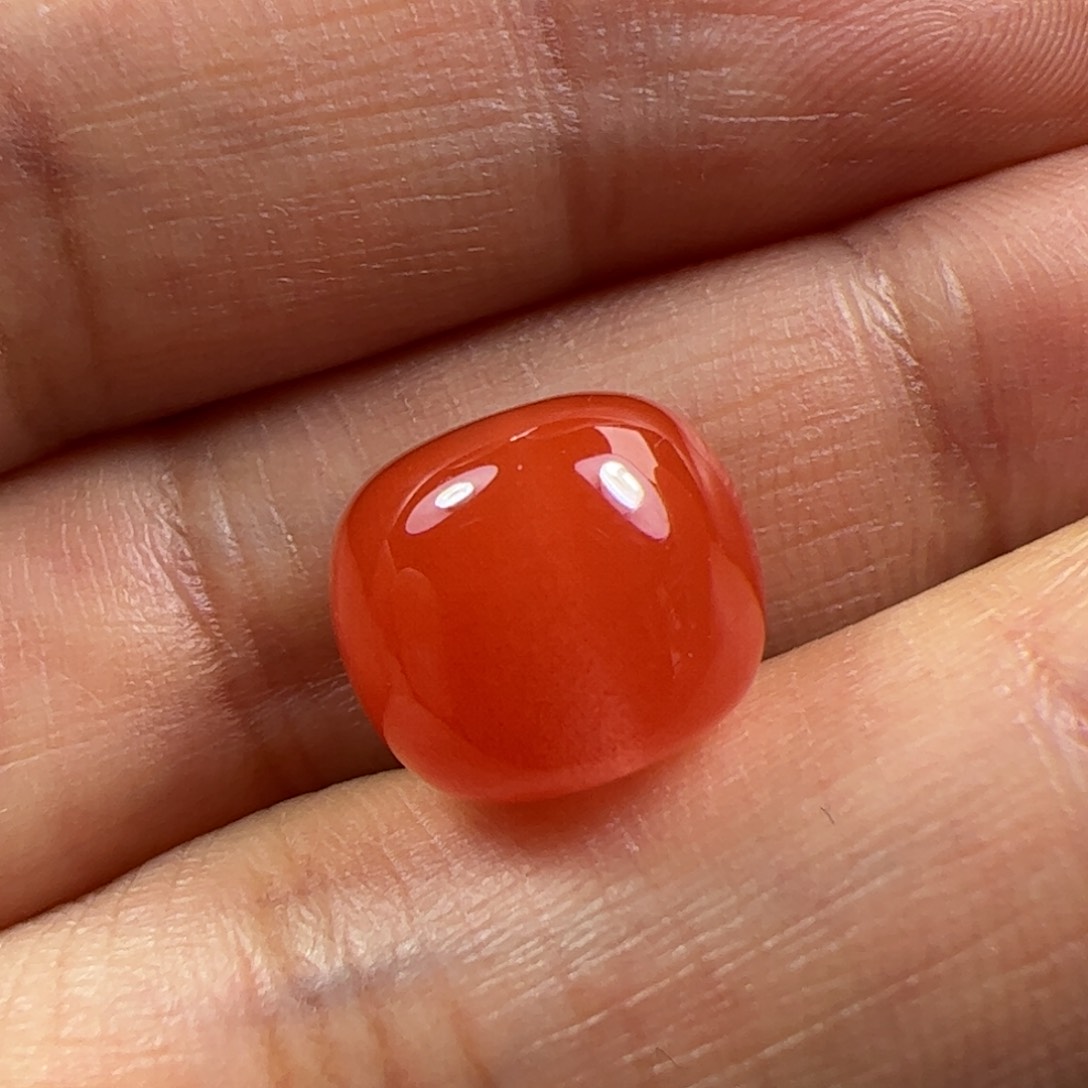 南红玛瑙珠子未镶嵌