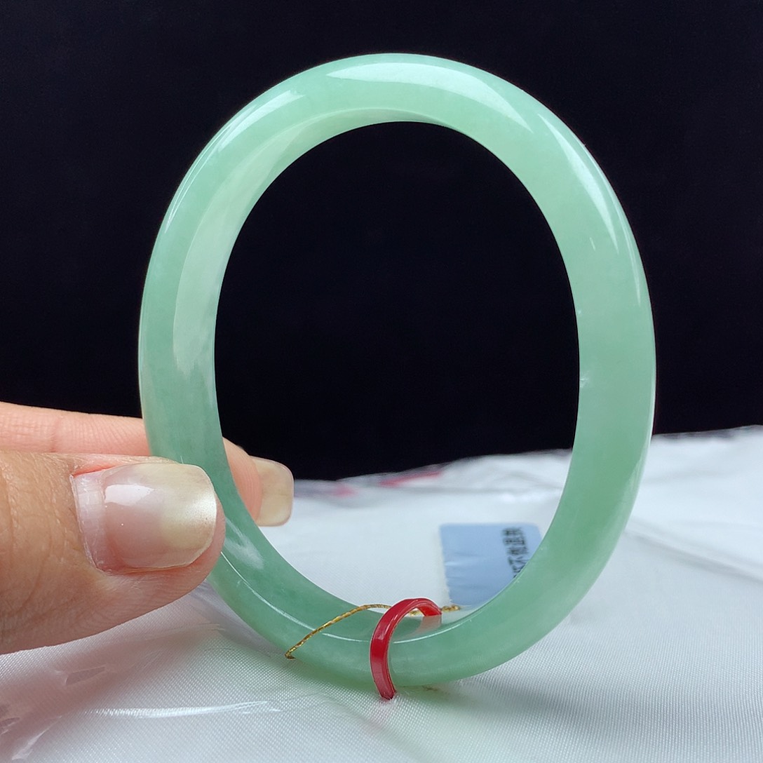 翡翠手镯未镶嵌54贵妃 0297