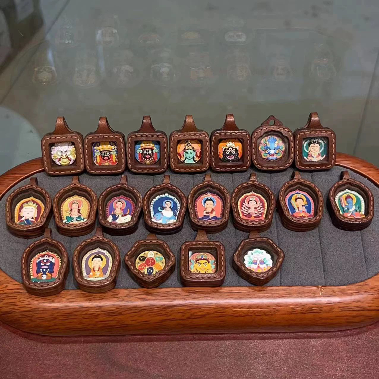 唐卡文玩配件把串直播间