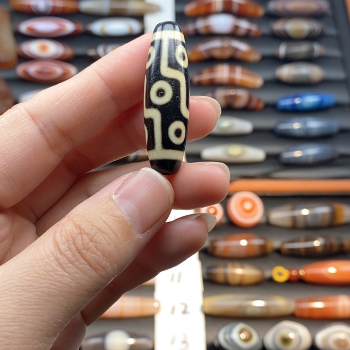 玛瑙/玉髓颈饰合金