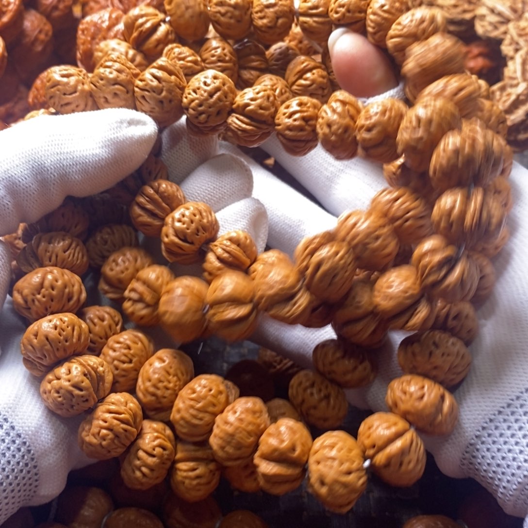 杨***豆文玩核桃吊坠蟠桃核