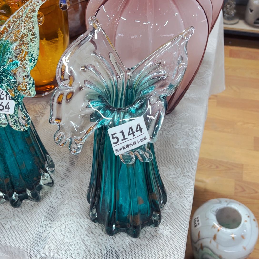 5144无夜光 家悦琉璃花瓶摆件