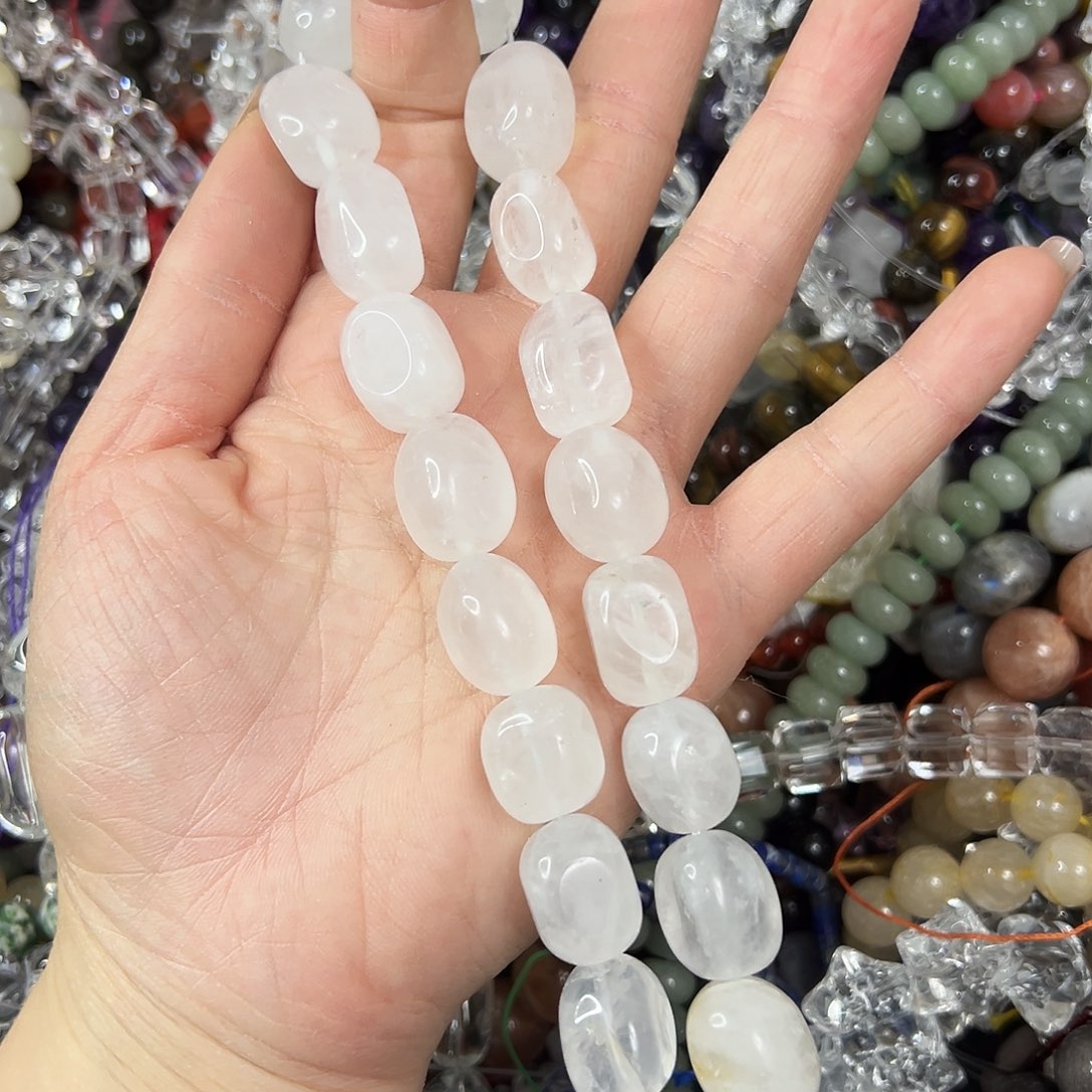 玛瑙/玉髓未镶嵌珠宝半成品，卡12x17奶白水晶一条