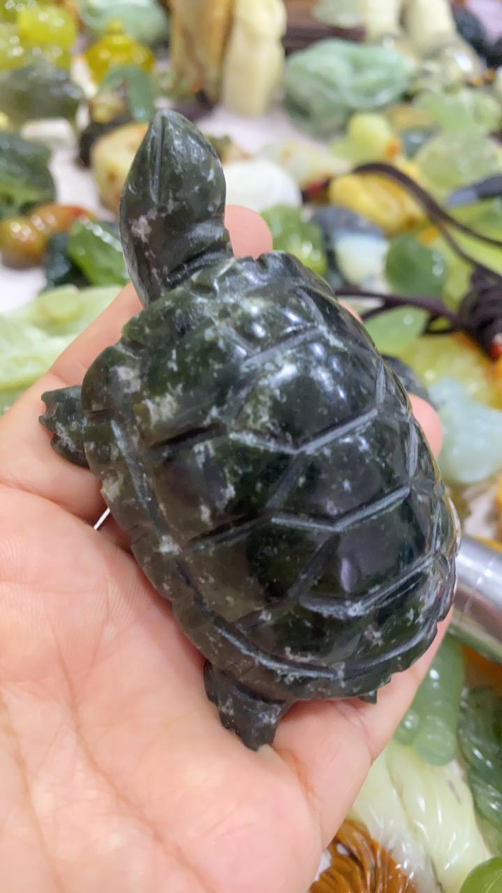 岫玉黄金玉蝴蝶挂件