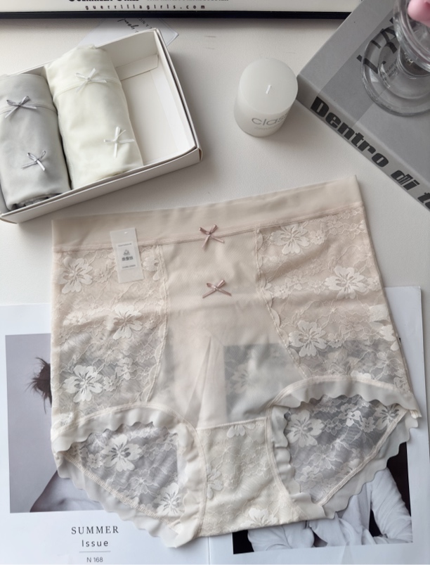 新款中高腰内裤女法式性感蕾丝柔软蚕丝抗菌裆透气三角裤