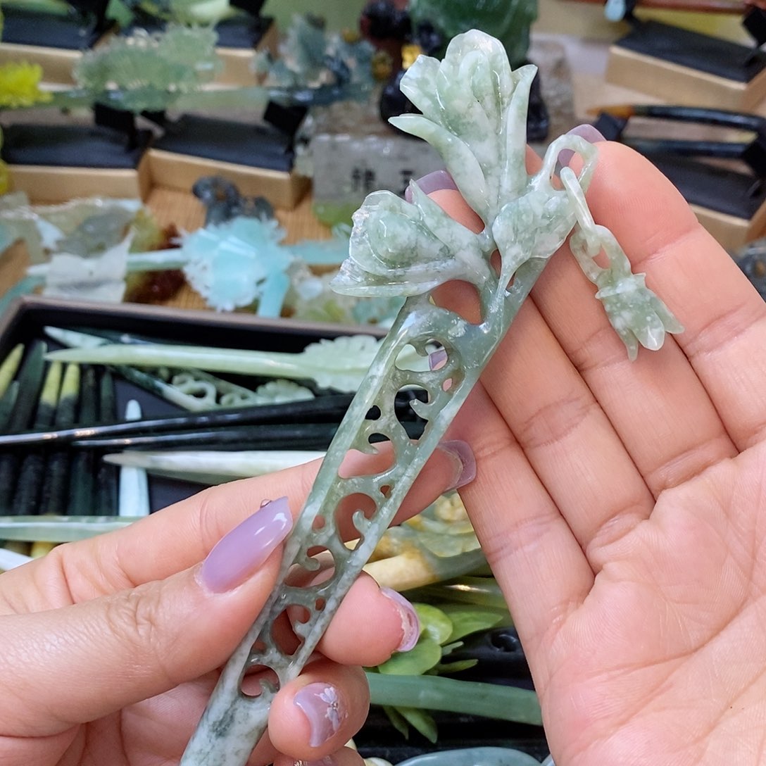 蛇纹石玉发簪未镶嵌