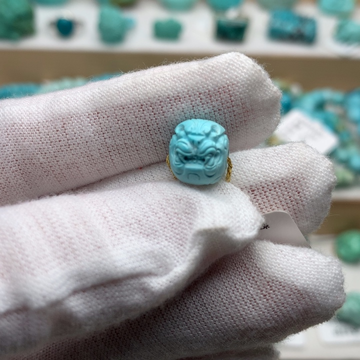 绿松石未镶嵌珠宝奇石高瓷蓝兽珠9.8*8.9mm