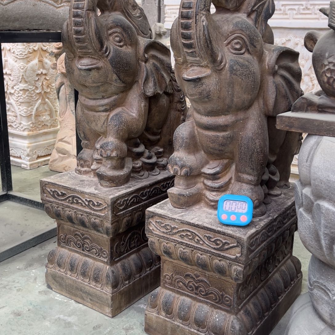 鸿***号砖雕黑青石，不包邮。。。