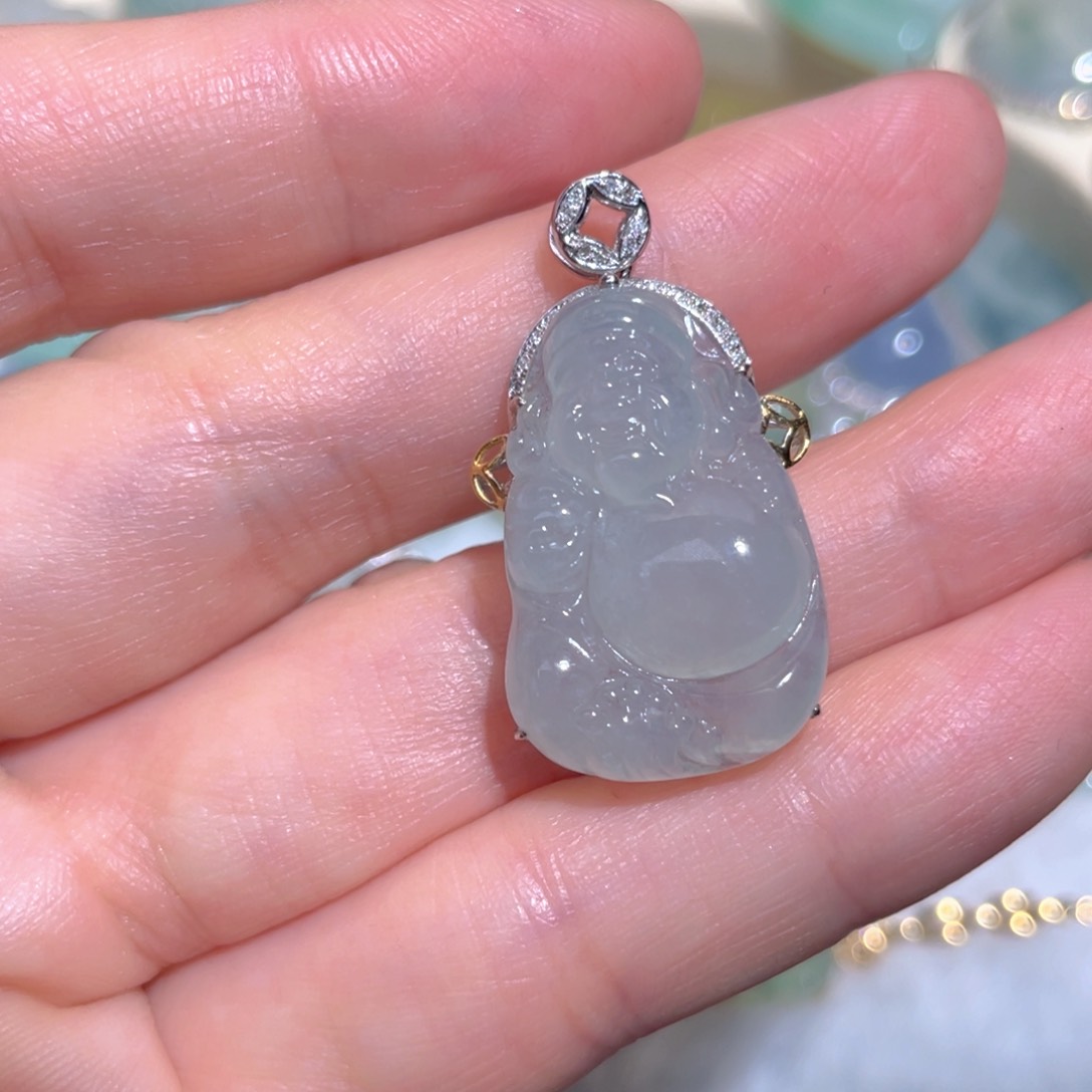 翡翠颈饰18K金镶嵌翡翠